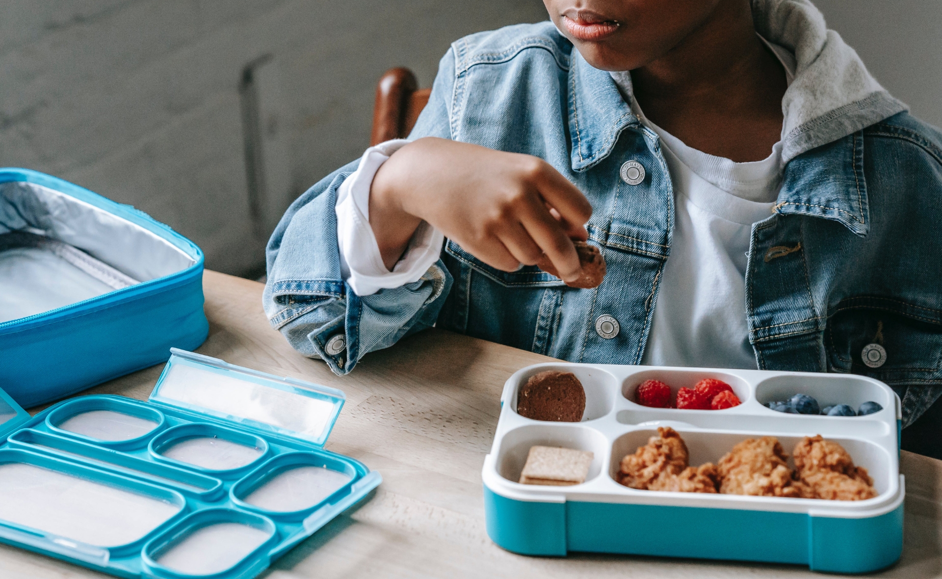 We’ve found the perfect lunch boxes that deserve a spot in your back-to-school rotation